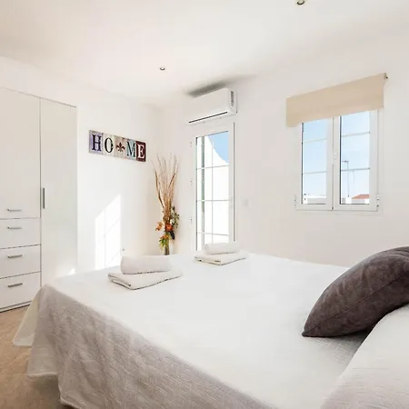 Ca Na Bel 4 Bedroom House, Semesterbostad Ciutadella (Menorca)